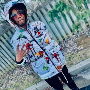 Meet your Posher, Tiasha